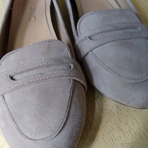 Vionic women's loafers
